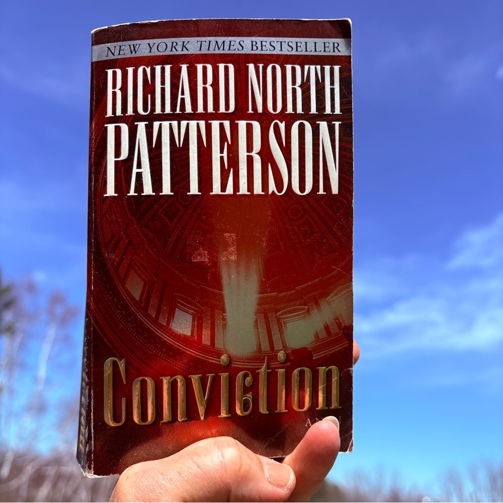 🔵 Richard North Patterson 'Conviction' Book